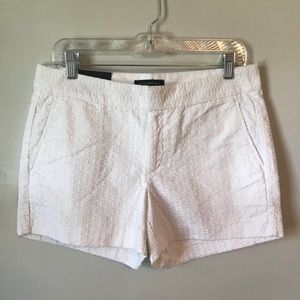 Banana Republic white textured shorts, size 8